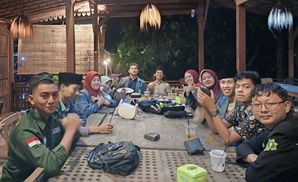 f283ef8c d56a 4d13 8576 a8891343f375